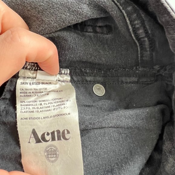 ACNE STUDIOS "Skin 5 Used Black" mid-rise skinny jeans - Picture 8 of 11
